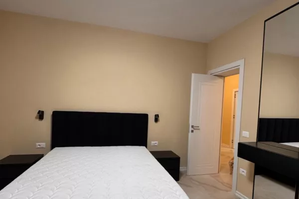 Shtepi me qera Apartament ne Tirane, 2+1, Mobilimi E mobiluar, Pagesa 1,100  Euro.