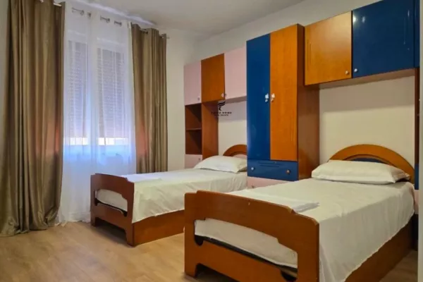 Shtepi me qera 2+1 ne Tirane - 800 Euro