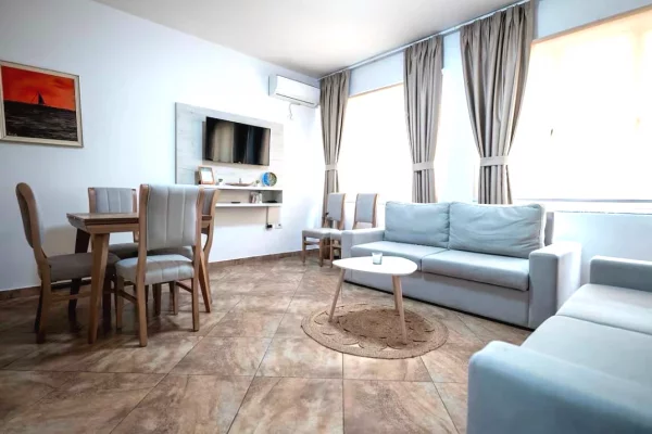 Shtepi me qera 2+1 ne Tirane - 600 Euro