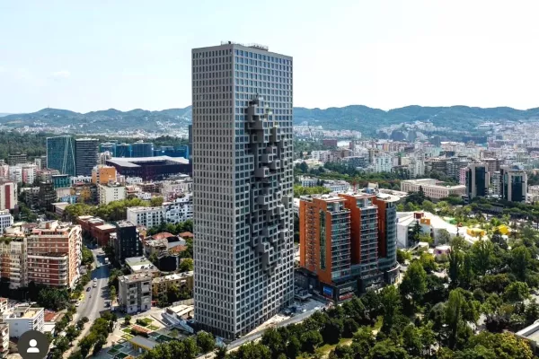 Ambient biznesi me qera 3+1 ne Tirane - 23,000 Euro