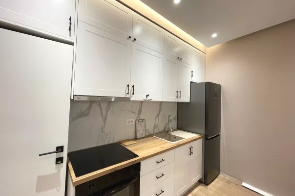 Shtepi me qera Apartament ne Tirane, 2+1, Mobilimi E mobiluar, Pagesa 850  Euro.