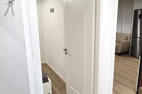 Shtepi me qera Apartament ne Tirane, 1+1, Mobilimi E mobiluar, Pagesa 75,000  Leke.