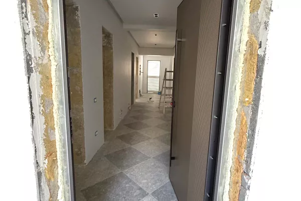 Casa in affitto 7+1 a Tirana - 10,000 Euro