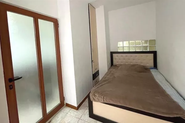 Shtepi ne shitje 1+1 ne Tirane - 135,000 Euro