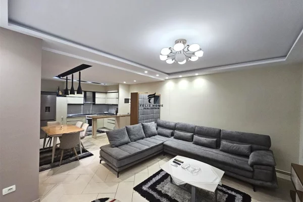Casa in affitto 2+1 a Tirana - 65,000 Leke