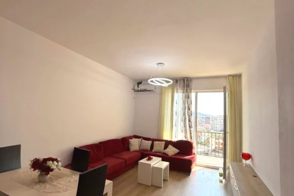 Casa in affitto 1+1 a Tirana - 450 Euro