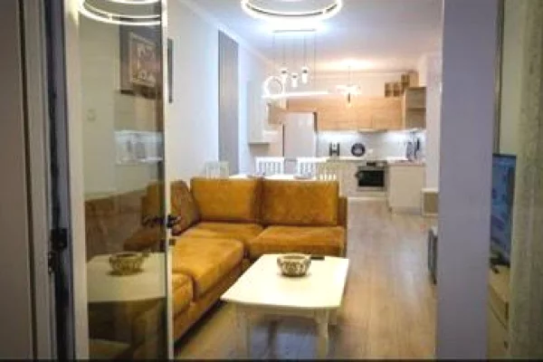 Casa in affitto 2+1 a Tirana - 1,200 Euro