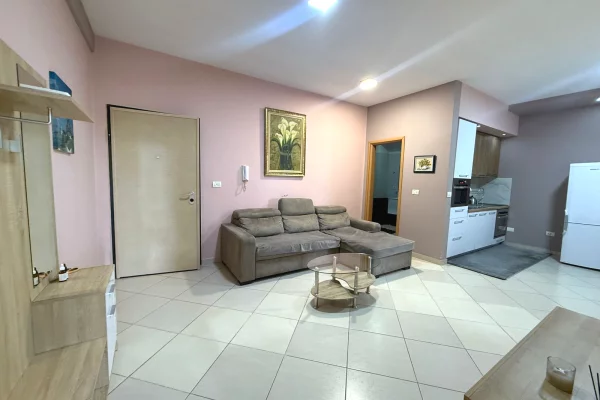 Casa in affitto 2+1 a Tirana - 600 Euro