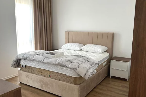 Shtepi me qera Apartament ne Tirane, 2+1, Mobilimi E mobiluar, Pagesa 1,000  Euro.