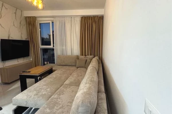 Shtepi me qera 1+1 ne Tirane - 550 Euro