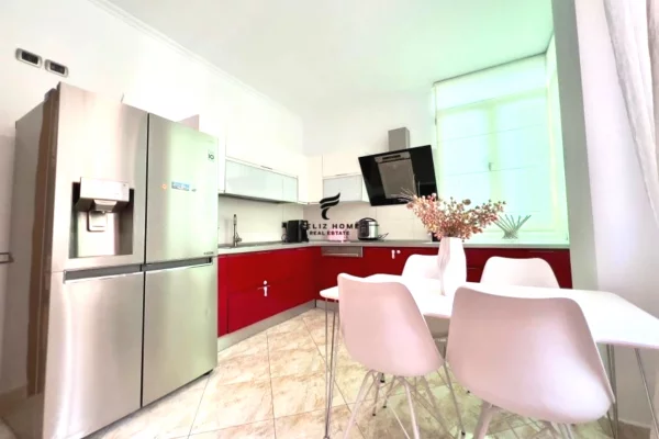 Shtepi me qera 3+1 ne Tirane - 1,000 Euro