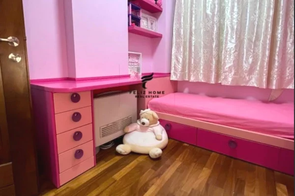 Shtepi me qera 3+1 ne Tirane - 1,000 Euro