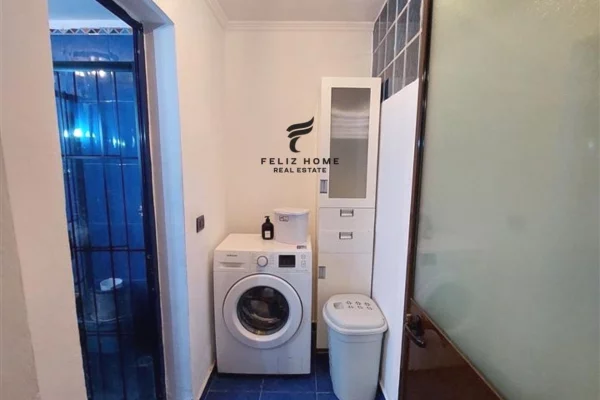 Shtepi ne shitje Apartament ne Tirane, 2+1, Mobilimi E mobiluar, Pagesa 284,000  Euro.