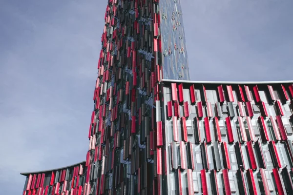 Business Property for Rent 3+1 in Tirana - 6,900 Euro