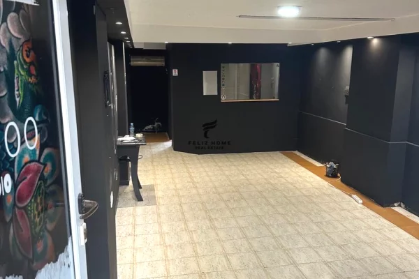 Business Property for Rent 1+1 in Tirana - 350 Euro