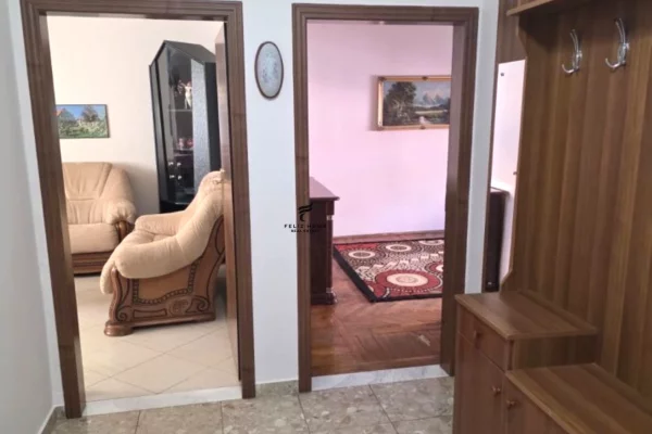 Shtepi me qera 2+1 ne Tirane - 600 Euro