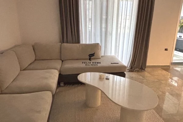 Shtepi me qera 2+1 ne Tirane - 750 Euro