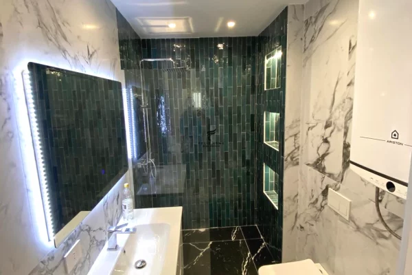 Shtepi me qera Apartament ne Tirane, 2+1, Mobilimi E mobiluar, Pagesa 2,000  Euro.