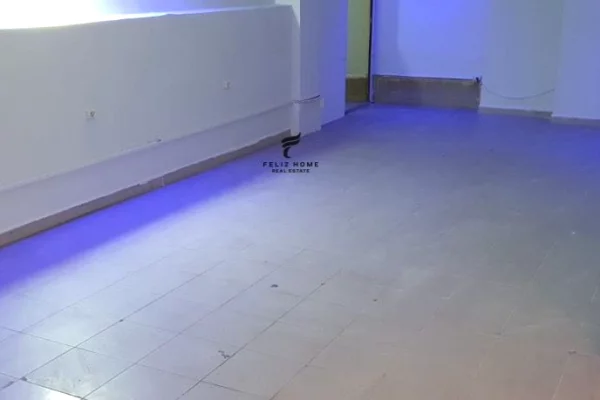 Ambient biznesi ne shitje 1+1 ne Tirane - 223,000 Euro