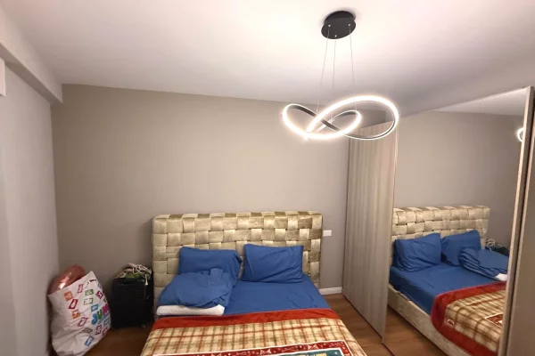 Shtepi ne shitje Apartament ne Tirane, 1+1, Mobilimi E mobiluar, Pagesa 170,000  Euro.