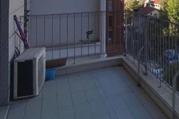 Shtepi me qera 1+1 ne Tirane - 800 Euro