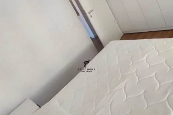 House for Rent 1+1 in Tirana - 43,000 Leke