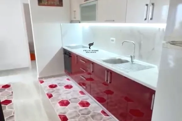 Shtepi me qera 1+1 ne Tirane - 65,000 Leke