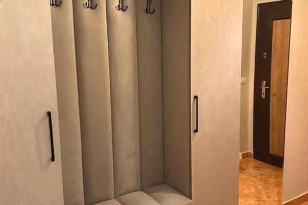 Shtepi me qera Apartament ne Tirane, 2+1, Mobilimi E mobiluar, Pagesa 800  Euro.