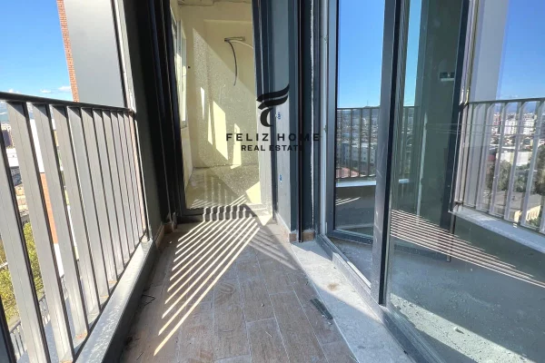 Shtepi ne shitje Apartament ne Tirane, 1+1, Mobilimi Bosh, pa mobiluar, Pagesa 110,000  Euro.