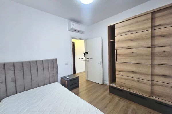 Shtepi me qera Apartament ne Tirane, 2+1, Mobilimi E mobiluar, Pagesa 700  Euro.