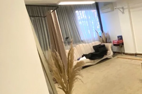 Business Property for Rent 3+1 in Tirana - 800 Euro