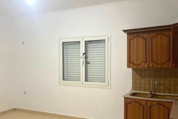 Casa in affitto 3+1 a Tirana - 40,000 Leke