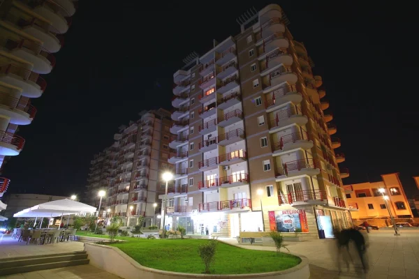 Ambient biznesi ne shitje 1+1 ne Tirane - 270,000 Euro