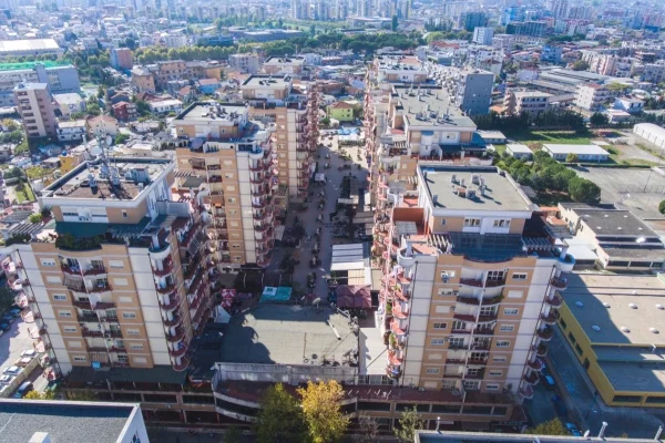 Ambient biznesi ne shitje 1+1 ne Tirane - 270,000 Euro