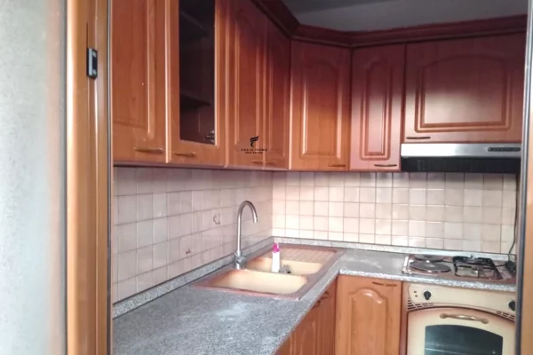 Shtepi ne shitje 1+1 ne Tirane - 125,000 Euro