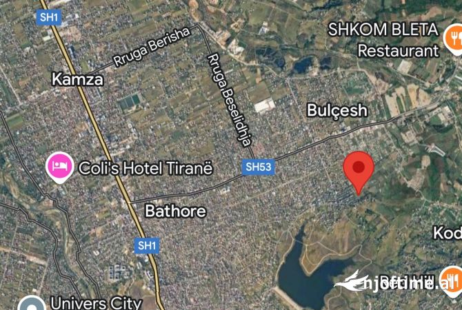 Truall ose Toke  ne Tirane - 37,000 Euro