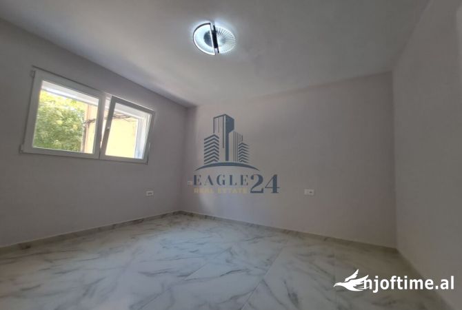Shtepi ne shitje 1+1 ne Tirane - 150,000 Euro
