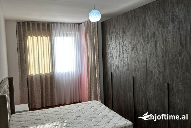 Shtepi me qera 2+1 ne Tirane - 600 Euro