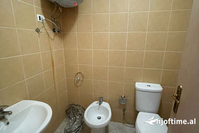 Shtepi ne shitje 2+1 ne Tirane - 100,000 Euro