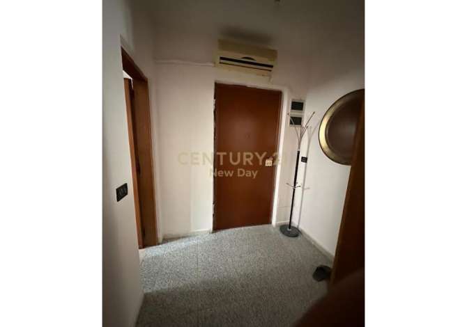 JEPET AMBIENT ME QIRA PER ZYRA OSE BANIM      350EU