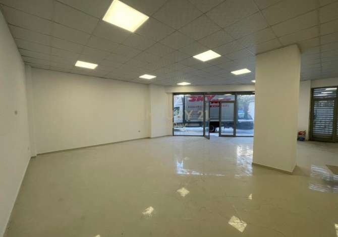 Ambient biznesi me qera 3+1 ne Durres - 700 Euro