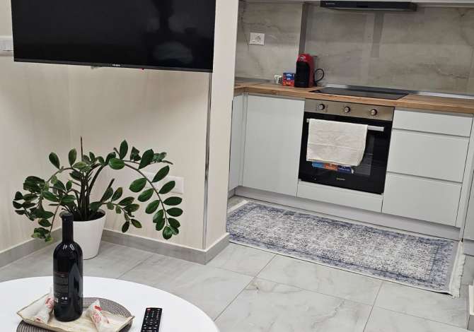 Shtepi me qera Garsoniere ne Tirane - 450 Euro