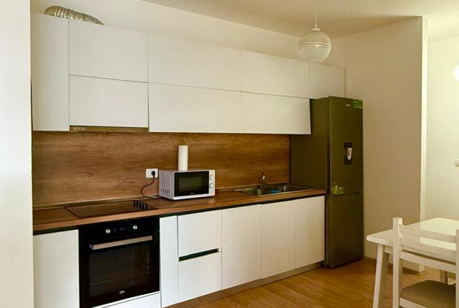 Shtepi me qera 2+1 ne Tirane - 750 Euro