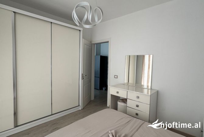 Shtepi me qera 1+1 ne Tirane - 450 Euro
