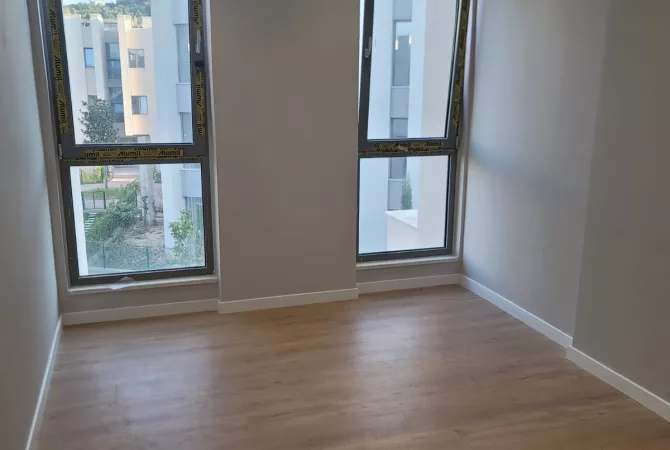 Shtepi me qera Apartament ne Tirane, 2+1, Mobilimi Bosh, pa mobiluar, Pagesa 1,500  Euro.