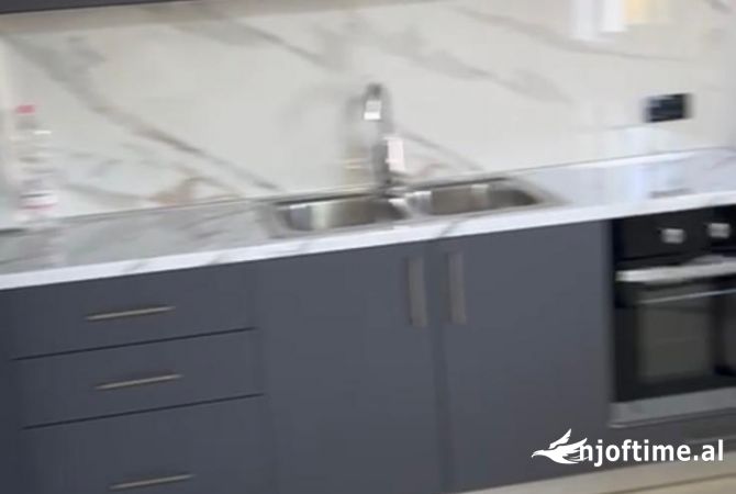 Shtepi me qera 2+1 ne Tirane - 450 Euro