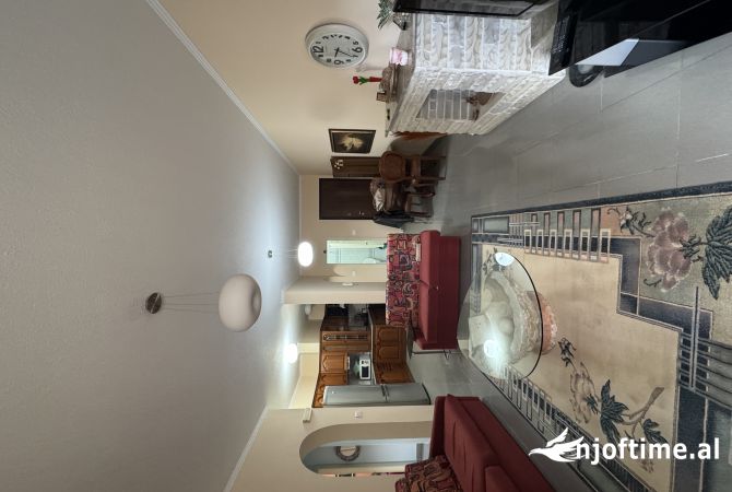 Shtepi me qera 2+1 ne Tirane - 650 Euro