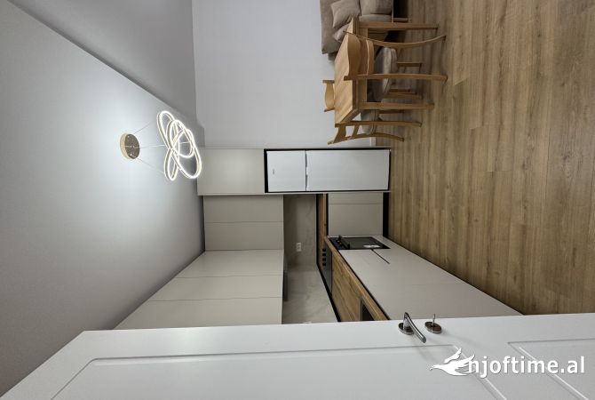 Shtepi me qera 1+1 ne Tirane - 1,000 Euro