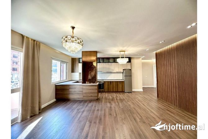 Shtepi ne shitje 2+1 ne Tirane - 210,000 Euro