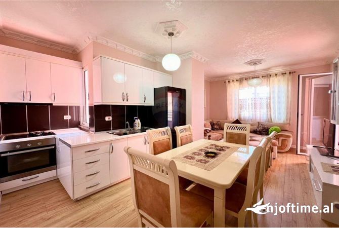 Shtepi ne shitje 1+1 ne Tirane - 120,000 Euro